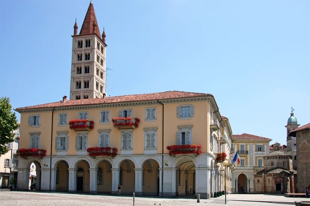Municipio Biella.jpg - {Municipio Biella.jpg} - [91114]