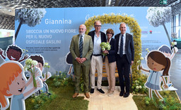 stand Gaslini Euroflora.jpg - {stand Gaslini Euroflora.jpg} - [91595]
