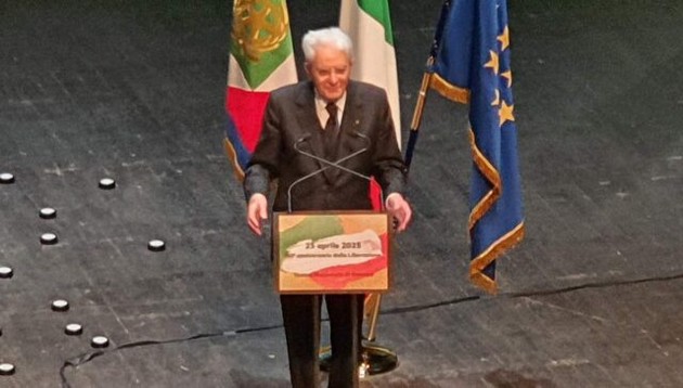 mattarella genova.jpg - {mattarella genova.jpg} - [91819]