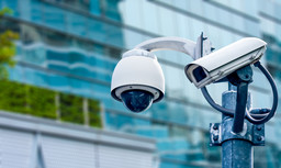 telecamere-videosorveglianza-urbana.jpg - {telecamere-videosorveglianza-urbana.jpg} - [93206]