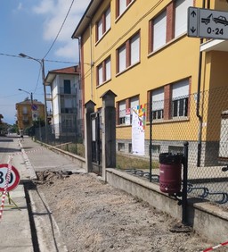 Scuola-primaria-BSG.jpg - {Scuola-primaria-BSG.jpg} - [9360]