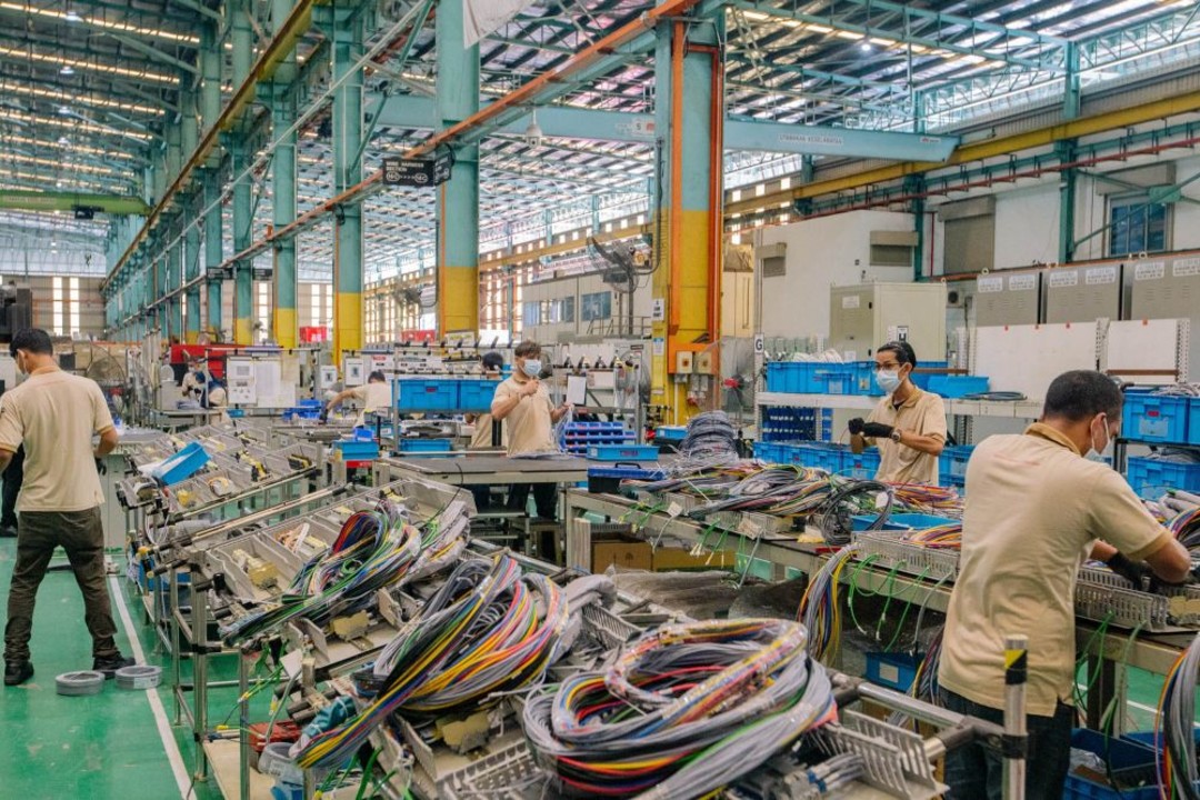 Foto lavoro industria impresa.jpg - {Foto lavoro industria impresa.jpg} - [93790]