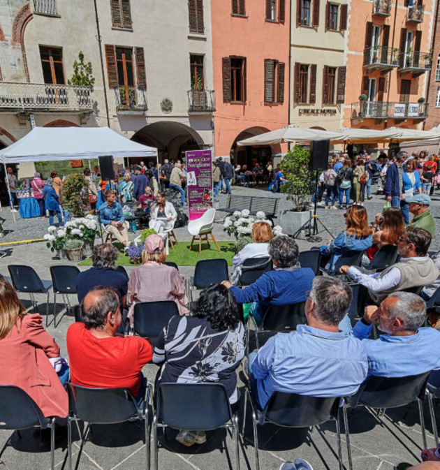 Quintessenza_Area-talk_QU-580x620.jpg - {Quintessenza_Area-talk_QU-580x620.jpg} - [93854]