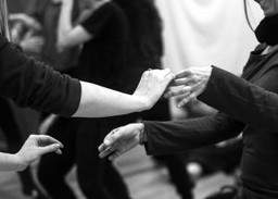 danzaterapia-fls_9459-2-300x214.jpg - {danzaterapia-fls_9459-2-300x214.jpg} - [95400]