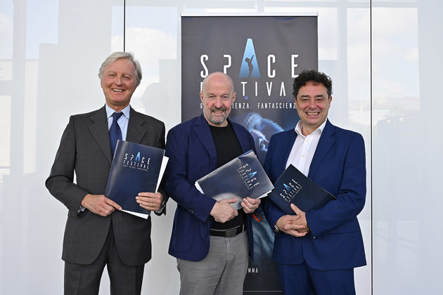 Foto Space Festival.jpg - {Foto Space Festival.jpg} - [95889]