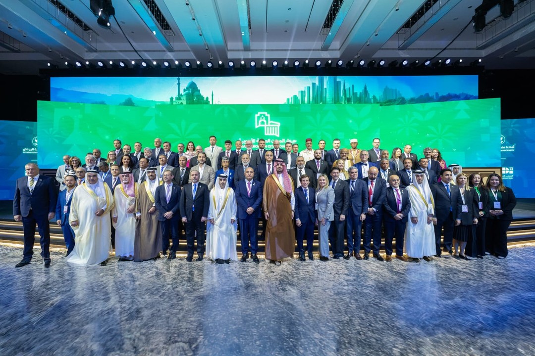Foto Forum in Arabia.jpeg - {Foto Forum in Arabia.jpeg} - [96465]