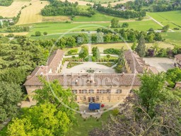 VillaValenza.jpg - {VillaValenza.jpg} - [9734]