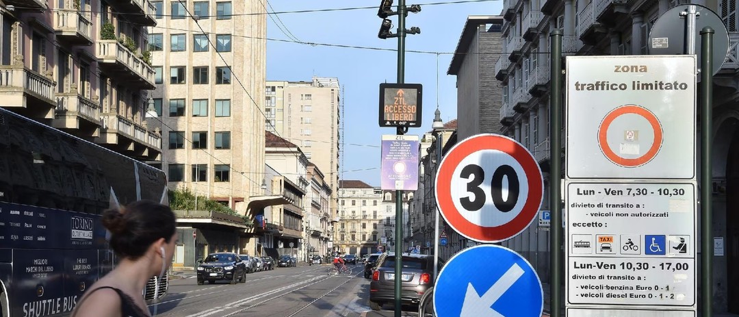 ZtlTorino (1).jpg - {ZtlTorino (1).jpg} - [9750]