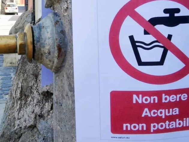 AcquaVietata.jpg - {AcquaVietata.jpg} - [98321]