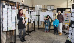 Mostra lavori scolastici.jpg - {Mostra lavori scolastici.jpg} - [99225]