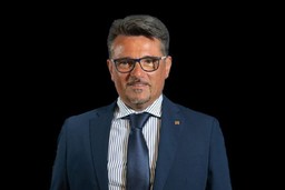 MauroFava2.jpg - {MauroFava2.jpg} - [99273]