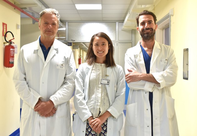 Prof. Peretti + staff.JPG - {Prof. Peretti + staff.JPG} - [99601]